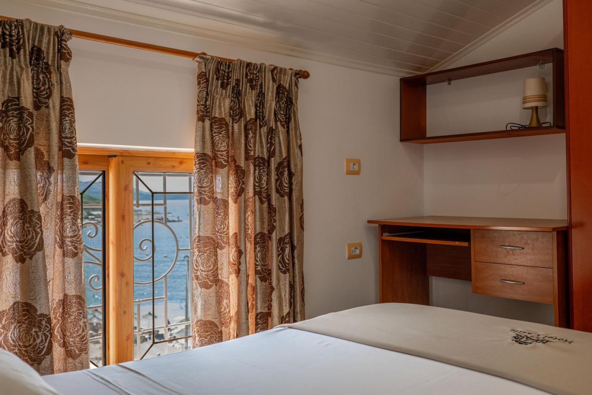 Hotel Castle Ксамил Экстерьер фото